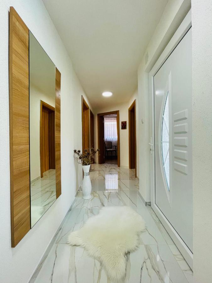 Crystal Racic Vila Bihać Exterior foto